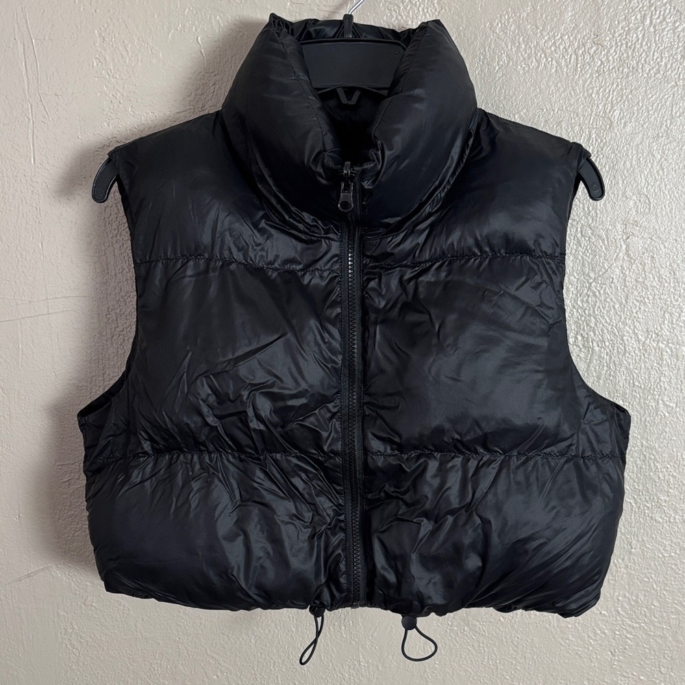 Automet Women’s Cropped Puffer Vest Black Small